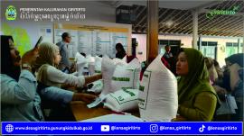 871 KPM Kalurahan Giritirto Terima Bantuan Pangan Beras
